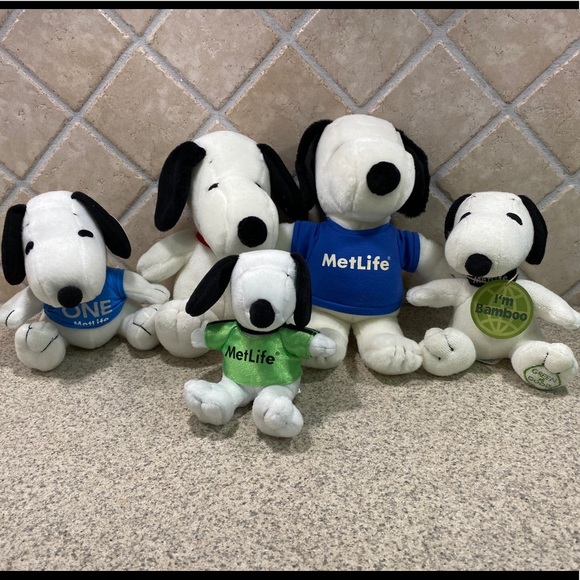 Lot of 5 MetLife plush Snoopy